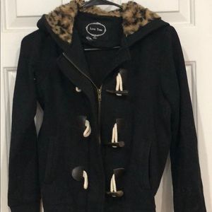 Black winter hoodie with leopard fur hood